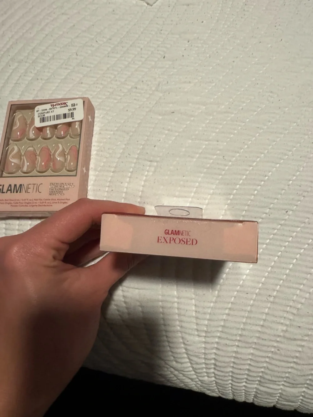 NIB GLAMNETIC nails - Picture 3 of 3